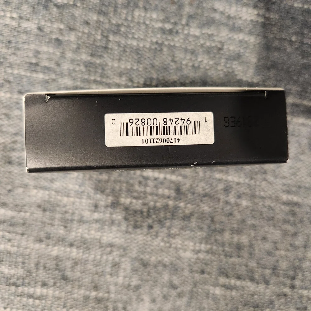 bareMinerals Original Mineral Veil Pressed Powder in Sheer Deep